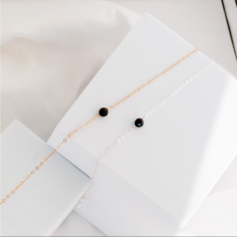 Black tourmaline Bracelet Dainty minimalist handmade jewelry - Picture 4 of 4